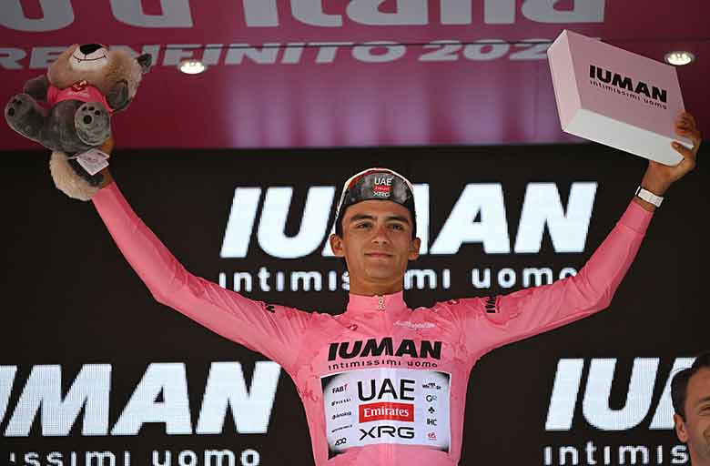 Isaac del Toro fala sobre liderança do Giro d'Italia e faz revelação "este é o contrarrelógio mais longo que já fiz" 1 girodociclismo.com.br isaac del toro fala sobre lideranca do giro ditalia e faz revelacao surpreendente este e o contrarrelogio mais longo que ja fiz image 6