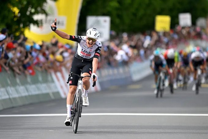 Jay Vine dá detalhes da vitória no Tour de Romandie e revela "a etapa de amanhã pode explodir", assista o vídeo 2 girodociclismo.com.br jay vine da detalhes da vitoria no tour de romandie e revela a etapa de amanha pode explodir image