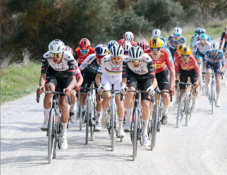 Johan Bruyneel critica tática da UAE Emirates: "Toda corrida sem Pogacar parece um caos tático"; assista o vídeo 1 girodociclismo.com.br johan bruyneel critica tatica da uae emirates xrg toda corrida sem pogacar parece um caos tatico image 4