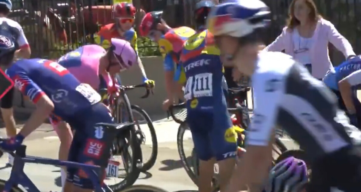 Mads Pedersen evita 2 quedas e revela luta pelo sprint "dois quilômetros antes da chegada eu estava na 40ª posição", assista a entrevista 1 girodociclismo.com.br mads pedersen revela luta pelo sprint do giro ditalia dois quilometros antes da chegada eu estava na 40a posicao image 3