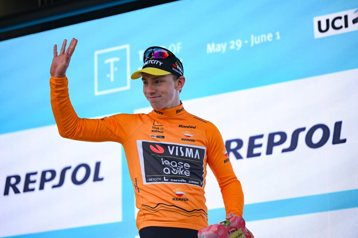 Jovem prodígio Matthew Brennan vence 2ª etapa do Tour da Noruega e assume a liderança; confira os resultados e a chegada 1 girodociclismo.com.br matthew brennan brilha na noruega e conquista vitoria na 2a etapa image 5