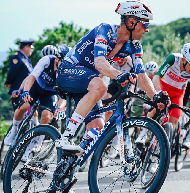 girodociclismo.com.br mikel landa fala pela 1a vez apos a fratura na vertebra no giro ditalia tenho certeza de que chegarei a vuelta assista o video image