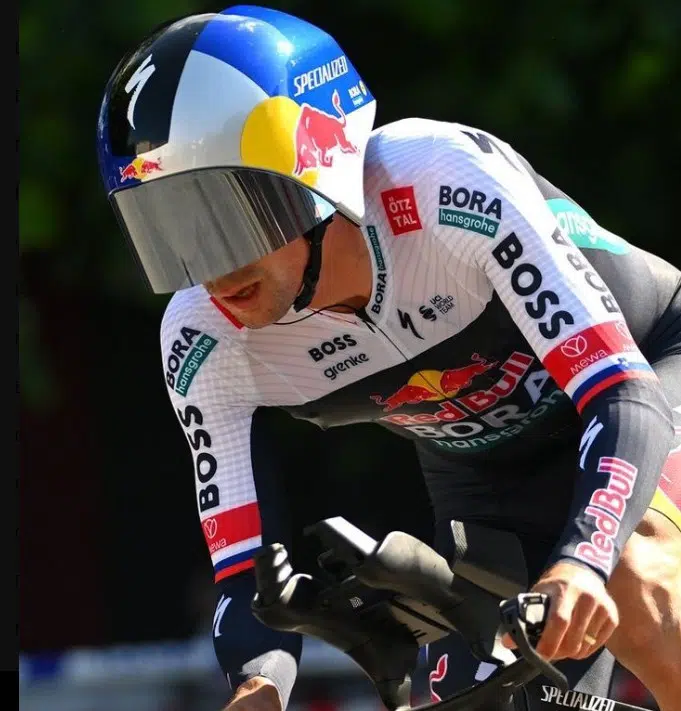 Primoz Roglic mantém cautela com liderança no Giro d'Italia "não preciso usar o rosa até o fim, como o Tadej no ano passado"; assista o vídeo 2 girodociclismo.com.br primoz roglic mantem cautela com lideranca no giro ditalia nao preciso usar o rosa ate o fim como o tadej no ano passado image 3