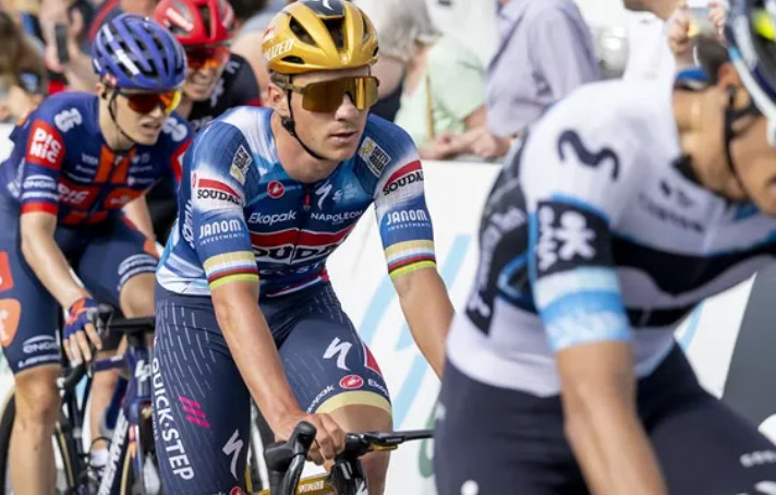 Remco Evenepoel justifica 7º lugar na 3ª etapa do Tour de Romandie "veio o Higuita e impôs um ritmo muito forte" 2 girodociclismo.com.br remco evenepoel justifica 7o lugar na 3a etapa do tour de romandie veio o higuita e impos um ritmo muito forte image