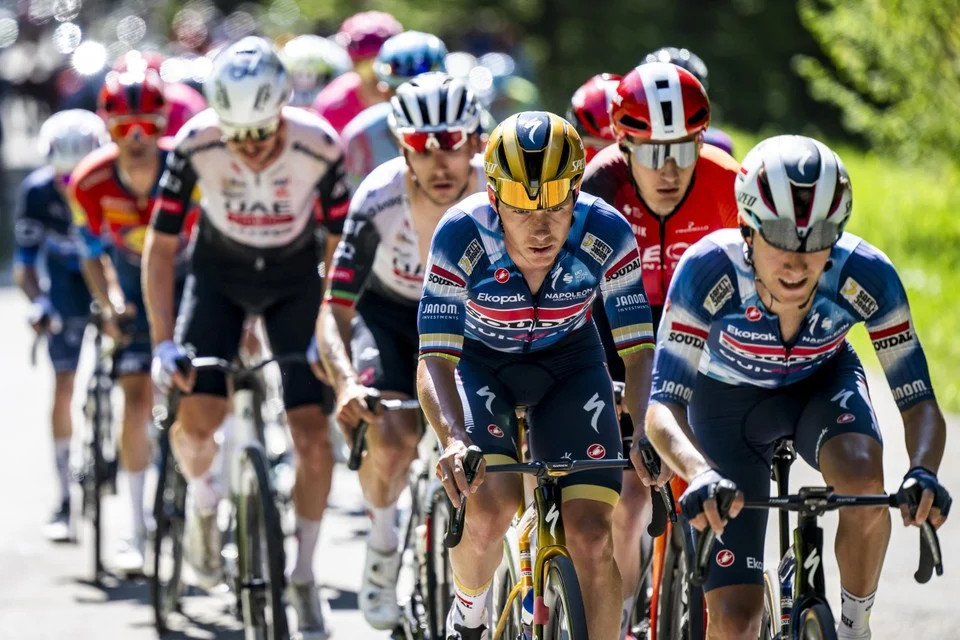 Remco Evenepoel releva estratégia para vencer o Tour de Romandie "posso conquistar uma grande vantagem no contrarrelógio" 1 girodociclismo.com.br remco evenepoel nao esconde entusiasmo no tour de romandie posso conquistar uma grande vantagem no contrarrelogio image 5