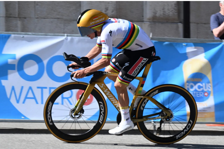 Remco Evenepoel releva estratégia para vencer o Tour de Romandie "posso conquistar uma grande vantagem no contrarrelógio" 3 girodociclismo.com.br remco evenepoel nao esconde entusiasmo no tour de romandie posso conquistar uma grande vantagem no contrarrelogio image 6