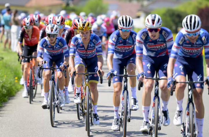 Não espere ataque de Remco Evenepoel na 3ª etapa do Tour de Romandie "não temos a ideia de vencer a etapa" afirma diretor 1 girodociclismo.com.br soudal quick step admite poucas chances na 3a etapa do tour de romandie image