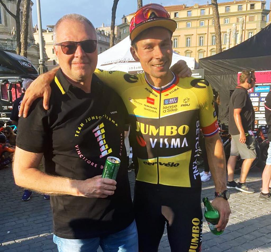 Treinador de Primoz Roglic dá detalhes do treinamento para o Giro "existe o risco de ele desmaiar, mas não temos escolha" 1 girodociclismo.com.br treinador de primoz roglic da detalhes do treinamento para o giro existe o risco de ele desmaiar mas nao temos escolha image
