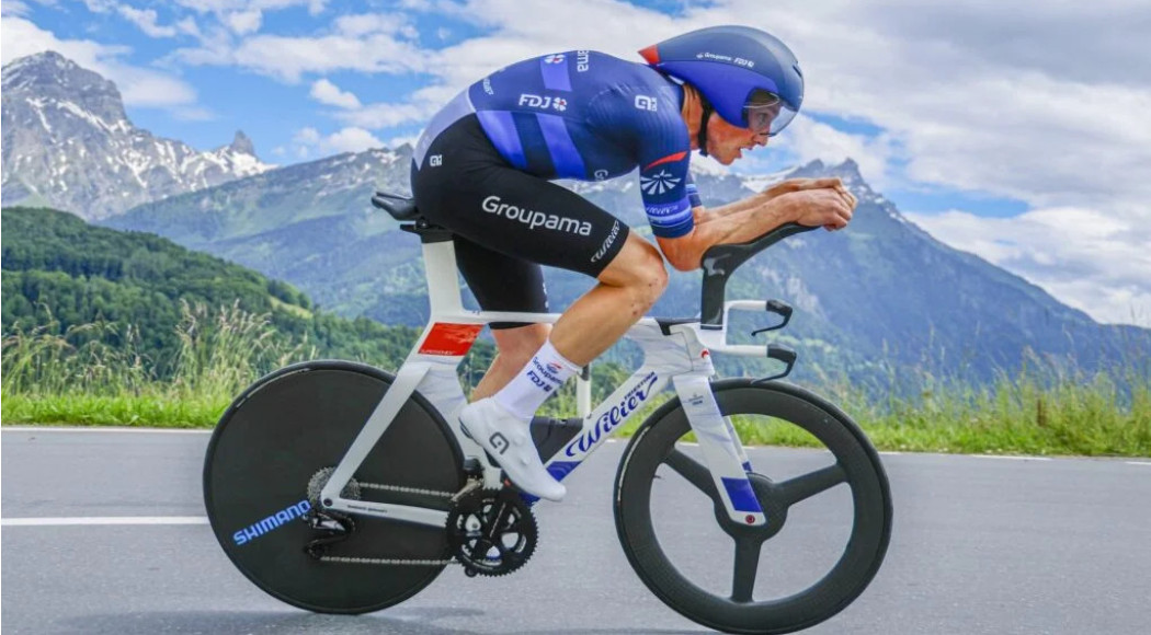 UAE Emirates pode perder importante sprinter, rumores de transferências agitam o pelotão 3 girodociclismo.com.br uae emirates pode perder importante sprinter rumores de transferencias agitam o pelotao image 9