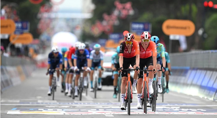 Vários candidatos à Classificação Geral do Giro d'Italia perdem tempo e iniciam contrarrelógio em busca de recuperação 2 girodociclismo.com.br varios candidatos a classificacao geral do giro ditalia perdem tempo e iniciam contrarrelogio em busca de recuperacao image