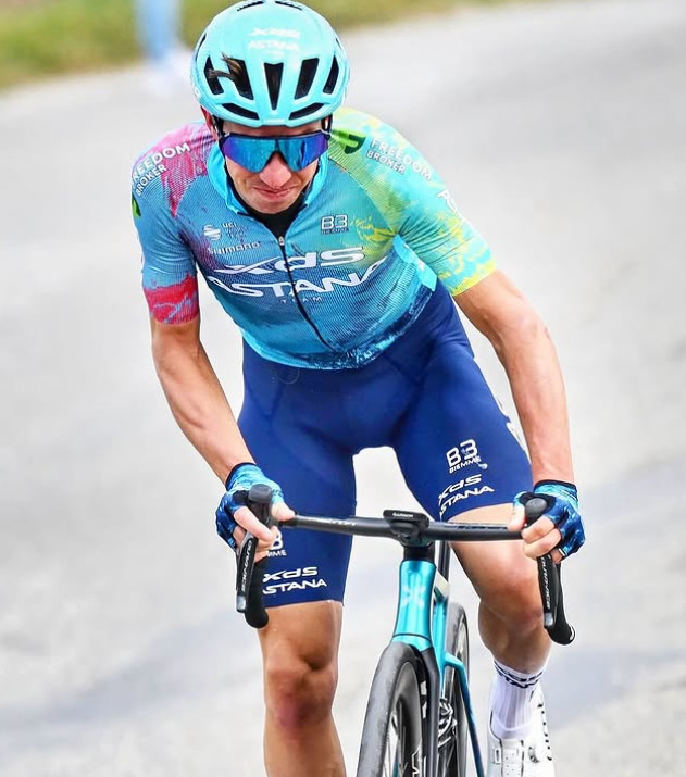 Vários candidatos à Classificação Geral do Giro d'Italia perdem tempo e iniciam contrarrelógio em busca de recuperação 1 girodociclismo.com.br varios candidatos a classificacao geral perdem tempo no giro ditalia e iniciam contrarrelogio em busca de recuperacao image 3