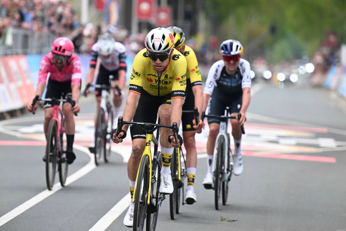 Wout van Aert não esconde frustração antes do Giro d'Italia "A Maglia Rosa se tornou mais um sonho do que uma realidade" 1 girodociclismo.com.br wout van aert nao esconde frustracao na apresentacao do giro ditalia a maglia rosa se tornou mais um sonho do que uma realidade image 3