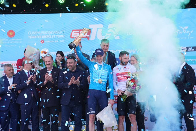 XDS Astana domina Tour da Turquia, Matteo Malucelli vence última etapa e Wout Poels é campeão; Confira os resultados e a chegada 1 girodociclismo.com.br xds astana domina tour da turquia matteo malucelli vence ultima etapa e wout poels e campeao confira os resultados e a chegada image 8