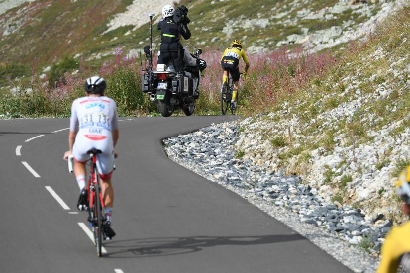 Alberto Contador analisa etapa decisiva do Tour de France e alerta sobre o temível Col de la Loze: "Absolutamente brutal"; assista o vídeo 3 girodociclismo.com.br alberto contador faz reconhecimento da etapa decisiva do tour e alerta sobre o temivel col de la loze absolutamente brutal assista o video image