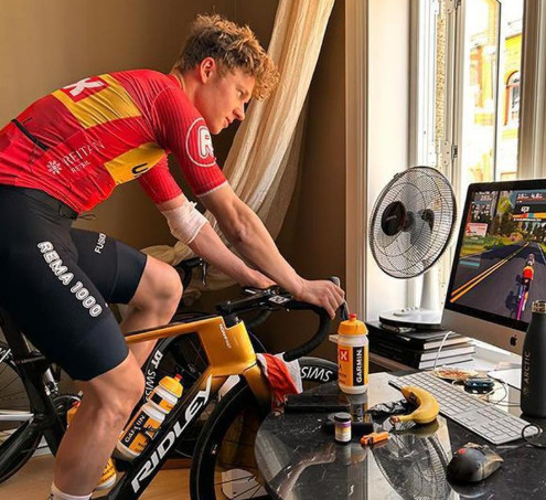 Ciclista fratura a clavícula há pouco mais de uma semana e é confirmado para o Tour de France, "como um menino de 12 anos", afirma o médico 2 girodociclismo.com.br apos fraturar a clavicula ha pouco mais de uma semana ciclista e confirmado para o tour de france como um menino de 12 anos afirma o medico image 1