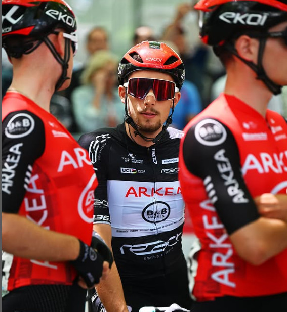 girodociclismo.com.br arkea bampb hotels sofre forte reves proteam perde principais patrocinadores e encara futuro incerto confira o anuncio da equipe image
