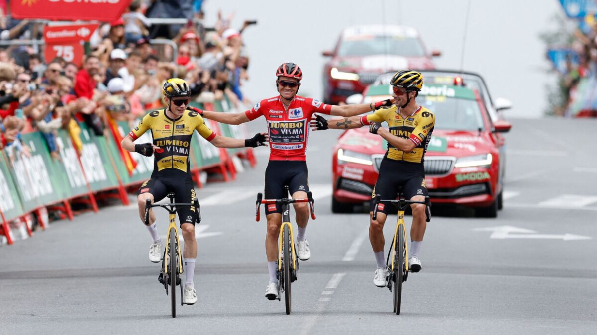 Bjarne Riis critica a Visma -Lease a Bike "tenho medo que a equipe de Vingegaard não seja forte o suficiente" 3 girodociclismo.com.br bjarne riis critica a visma lease a bike tenho medo de que a equipe de vingegaard nao seja forte o suficiente image 2
