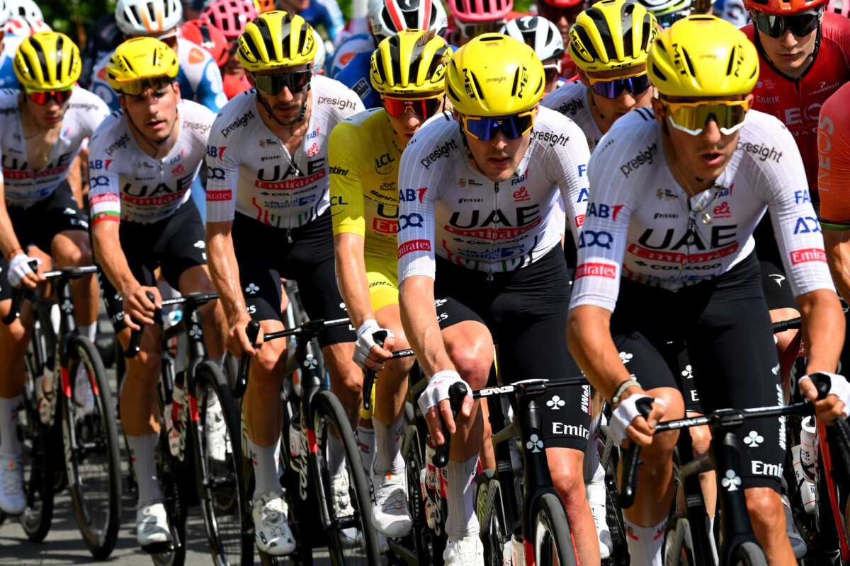 Bjarne Riis critica a Visma -Lease a Bike "tenho medo que a equipe de Vingegaard não seja forte o suficiente" 2 girodociclismo.com.br bjarne riis critica a visma lease a bike tenho medo de que a equipe de vingegaard nao seja forte o suficiente image 6