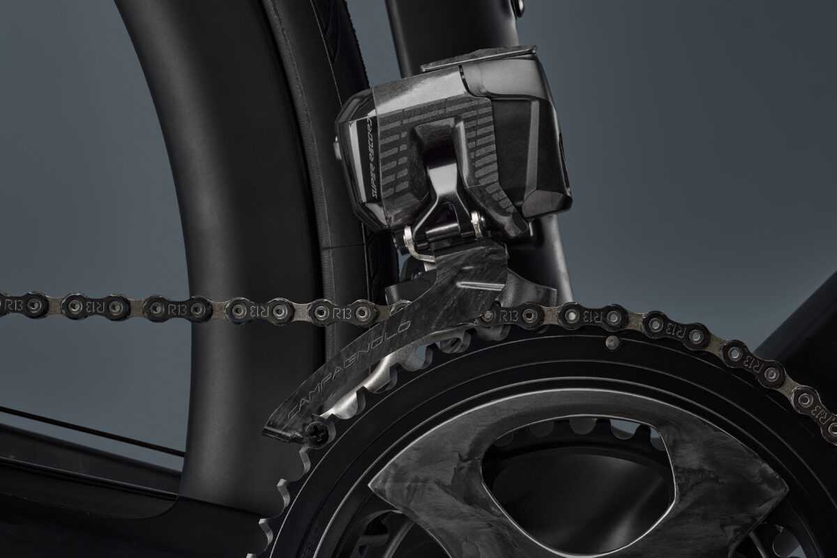 Campagnolo apresenta oficialmente o Super Record 13, inédito grupo já está disponível; confira os preços 4 girodociclismo.com.br campagnolo apresenta oficialmente o super record 13 grupo ja disponive confira os precos image 11