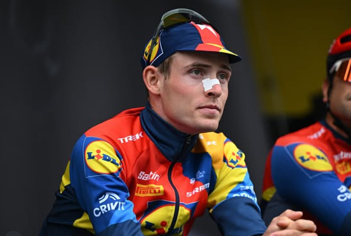 Capitão da Lidl-Trek não enfrentará João Almeida no Tour de Suisse "fizemos alguns exames e estamos esperando os resultados" 1 girodociclismo.com.br capitao da lidl trek anuncia que esta fora do tour de suisse fizemos alguns exames e estamos esperando os resultados image