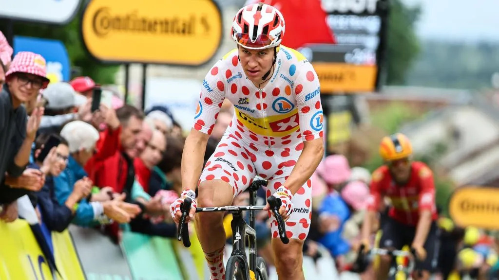 Ciclista fratura a clavícula há pouco mais de uma semana e é confirmado para o Tour de France, "como um menino de 12 anos", afirma o médico 1 girodociclismo.com.br ciclista fratura a clavicula ha pouco mais de uma semana e e confirmado para o tour de france como um menino de 12 anos afirma o medico image 1