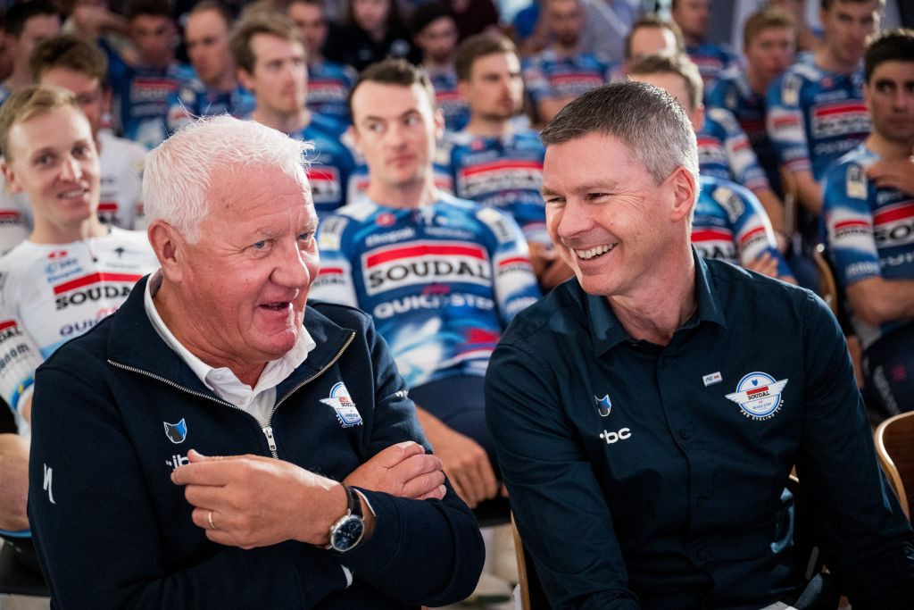 Crise nos bastidores da Soudal-Quick Step: Gestão de CEO gera tensão e arrependimento de Patrick Lefevere "ele é realmente autoritário" 4 girodociclismo.com.br crise nos bastidores da soudal quick step gestao de ceo gera tensao e arrependimento de patrick lefevere ele e realmente autoritario image 4