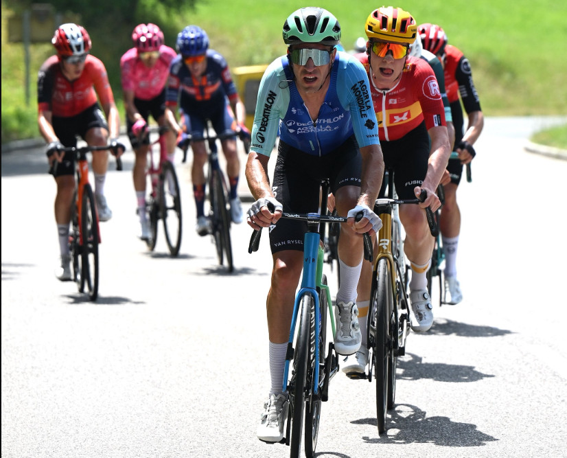 Critérium du Dauphiné: Tadej Pogacar dá show, vence a 6ª etapa e assume a liderança; confira os resultados e a chegada 3 girodociclismo.com.br criterium du dauphine confira os resultados e a chegada image 3