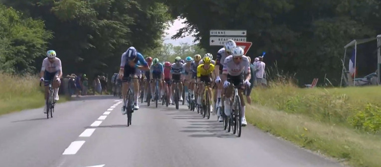 Tadej Pogacar critica a Visma após etapa do Critérium du Dauphiné "eles não estão preocupados com outros competidores" 2 girodociclismo.com.br criterium du dauphine image 79