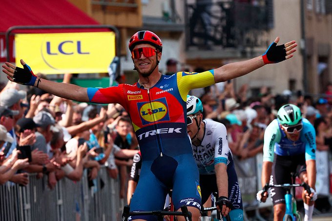 Critérium du Dauphiné: Jonathan Milan vence 2ª etapa e assume liderança geral; confira os resultados e a chegada 1 girodociclismo.com.br criterium du dauphine jonathan milan vence sprint e assume lideranca geral confira os resultados e a chegada jonathan milan dauphine