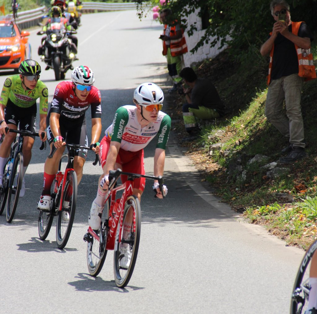 girodociclismo.com.br diego ulissi brilha no giro dellappennino com vitoria solo dominante image 3