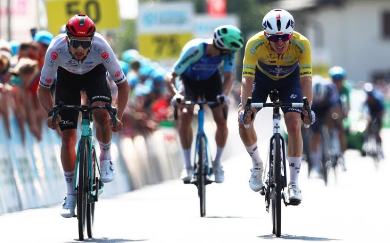 Disputa francesa no Tour de Suisse: João Almeida pressiona, Vauquelin se irrita e Grégoire se defende 1 girodociclismo.com.br disputa francesa no tour de suisse joao almeida pressiona vauquelin se irrita e gregoire se defende image