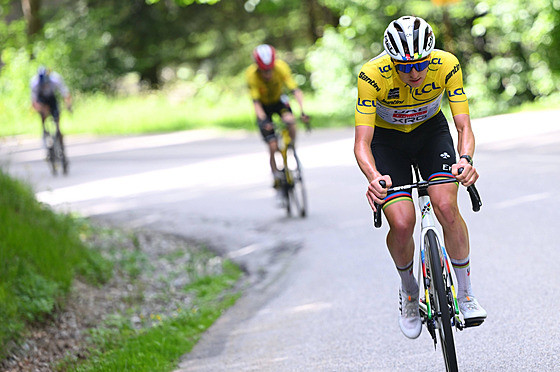 Domínio de Tadej Pogacar frustra treinador de equipe rival antes do Tour de France “você vê seus ciclistas superando recordes pessoais, mas não é suficiente" 4 girodociclismo.com.br dominio esmagador de tadej pogacar frustra treinador de equipe rival voce ve seus ciclistas superando recordes pessoais mas nao e suficiente image 10