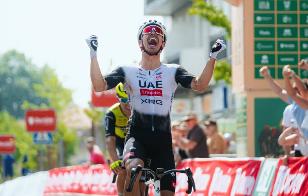 girodociclismo.com.br ivo oliveira supera queda e vence o campeonato portugues de estrada confira os resultados e a chegada image 5
