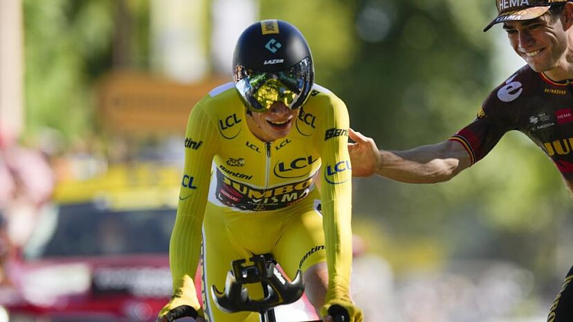 Jens Voigt vê possibilidade de vitória de Jonas Vingegaard no Tour de France 2025: "Wout van Aert pode ser o fator-chave"; assista o vídeo 4 girodociclismo.com.br jens voigt analisa o tour de france 2025 wout van aert pode ser o fator chave para vingegaard vencer o tour assista o video image 2