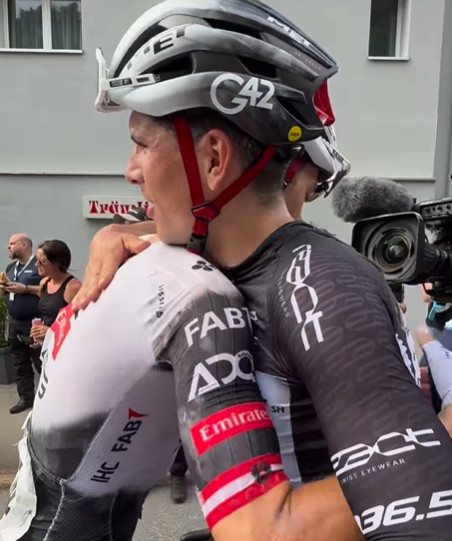 João Almeida descreve a grande vitória no Tour de Suisse "foi um longo sprint, eu contei cada metro", assista a entrevista 2 girodociclismo.com.br joao almeida descreve a grande vitoria no tour de suisse foi um longo sprint eu contei cada metro assista a entrevista image