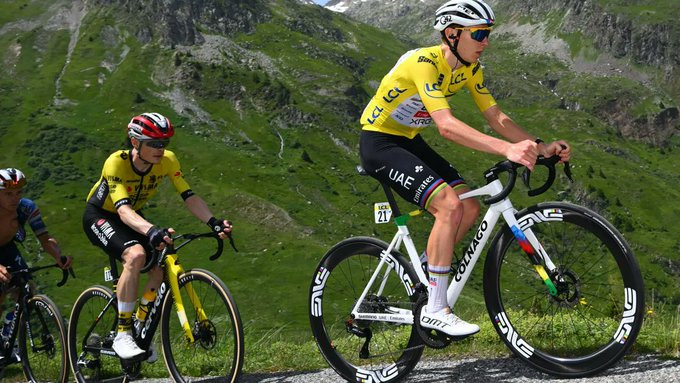 Jonas Vingegaard mantém o foco na vitória do Dauphiné "a corrida ainda não terminou", assista o vídeo 2 girodociclismo.com.br jonas vingegaard mantem o foco na vitoria do dauphine a corrida ainda nao terminou assista o video image
