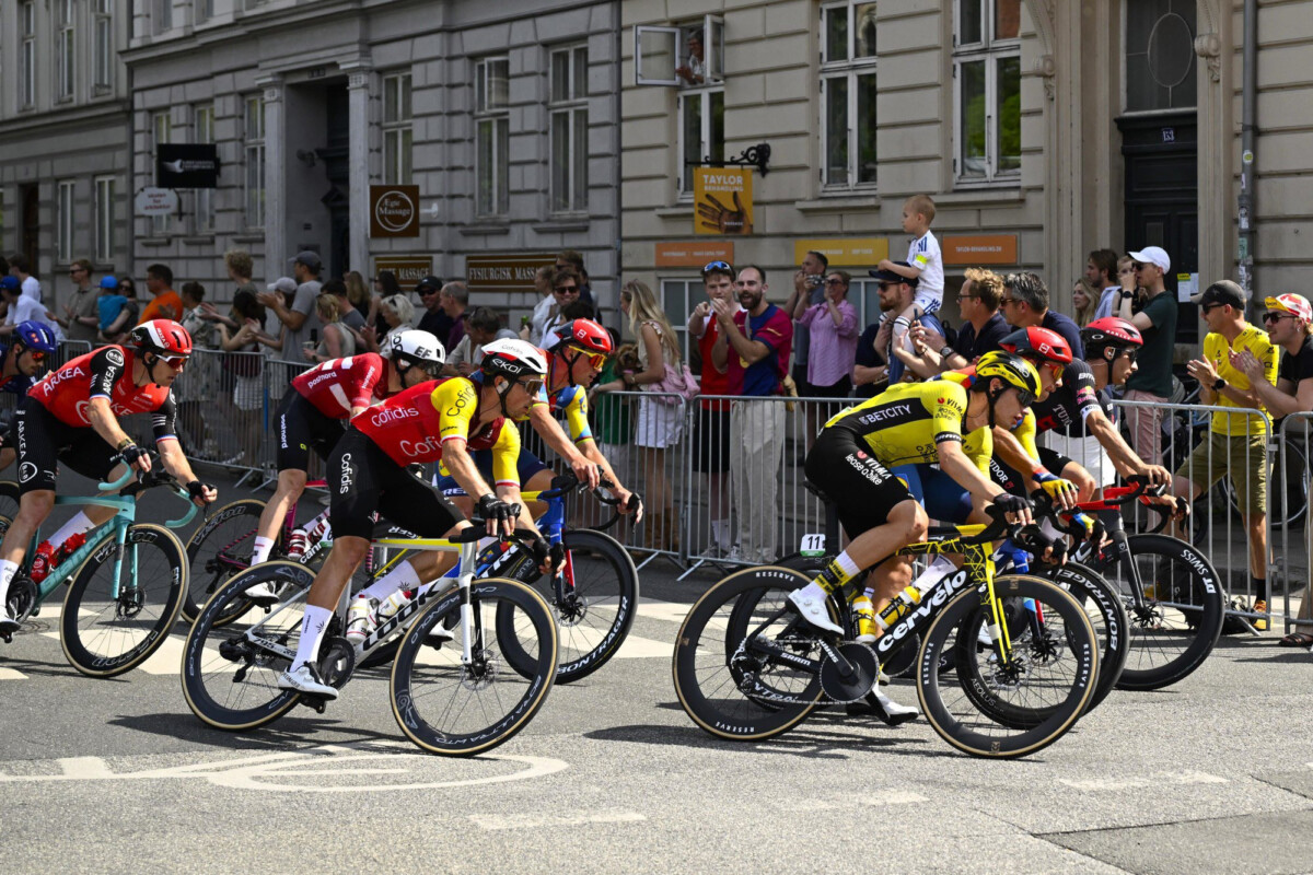 Jordi Meeus vence o Copenhagen Sprint, belga deixou Tour de Suisse para vencer nova prova do WorldTour; confira os resultados e a chegada 2 girodociclismo.com.br jordi meeus vence o copenhagen sprint belga deixou tour de suisse para vencer nova prova do worldtour confira os resultados e a chegada image 20
