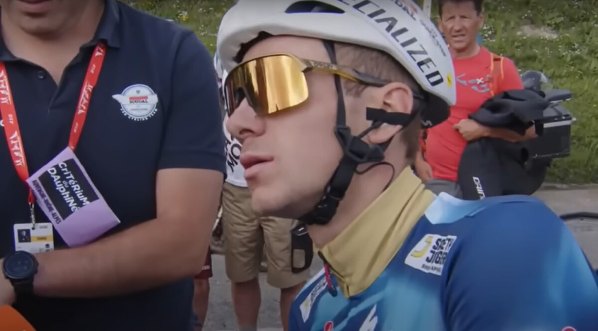 Remco Evenepoel impressionado com gregários de Tadej Pogacar "fico desanimado quando os vejo atacando e já estou no meu limite", assista a entrevista 1 girodociclismo.com.br remco evenepoel elogia o trabalho dos gregarios de tadej pogacar fico desanimado quando os vejo atacando e ja estou no meu limite assista a entrevista image