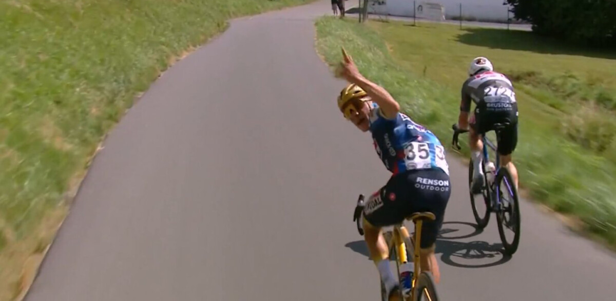 Remco Evenepoel faz fortes críticas após o Campeonato Belga, "não se pode vencer uma corrida assim"; Jasper Philipsen rebate: "Fiz o que pude" 3 girodociclismo.com.br remco evenepoel faz fortes criticas apos o campeonato belga nao se pode vencer uma corrida assim jasper philipsen afirma fiz o que pude image 9