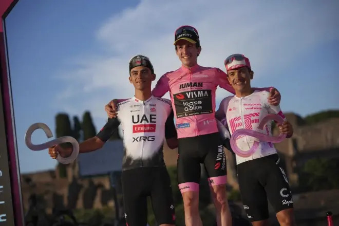 Richard Carapaz volta a criticar Isaac del Toro após polêmica no Giro d'Italia "houve um momento em que freei de propósito", ouça o áudio 3 girodociclismo.com.br richard carapaz volta a criticar isaac del toro apos polemica no giro ditalia houve um momento em que freei de proposito ouca o audio image 2