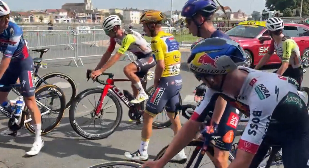 Surge vídeo amador com a forte queda de Remco Evenepoel no Critérium du Dauphiné; assista as imagens 1 girodociclismo.com.br surge video amador com a forte queda de remco evenepoel no criterium du dauphine assista as imagens image
