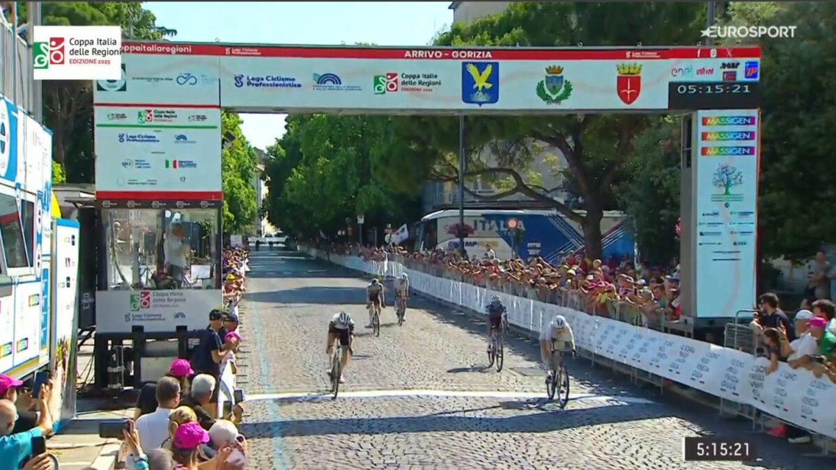 Filippo Conca supera UAE Emirates e vence Campeonato Italiano correndo por clube, confira os resultados e a assista a chegada 4 girodociclismo.com.br surpresa na italia filippo conca supera uae emirates e conquista titulo italiano de estrada correndo por clube confira os resultados e a assista a chegada image 2