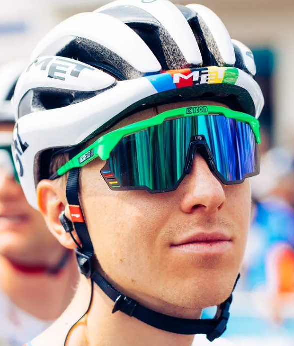 Tadej Pogacar critica a Visma após etapa do Critérium du Dauphiné "eles não estão preocupados com outros competidores" 1 girodociclismo.com.br tadej pogacar critica a visma apos etapa do criterium du dauphine eles nao estao preocupados com outros competidores image