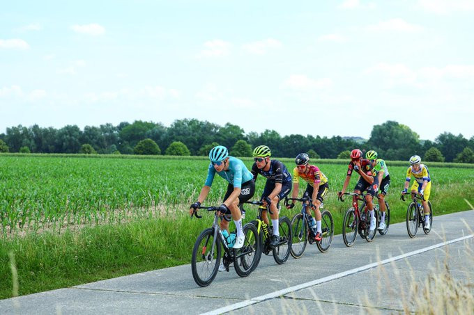 Tim Merlier vence a abertura do Baloise Belgium Tour e é o primeiro líder da competição; confira os resultados e a chegada 2 girodociclismo.com.br tim merlier vence a abertura do baloise belgium tour e e o primeiro lider da competicao confira os resultados e a chegada image