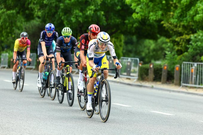 girodociclismo.com.br tim merlier vence etapa final do baloise belgium tour felippo baroncini campeao por apenas 4 segundos cononquista a classificacao geral image 7