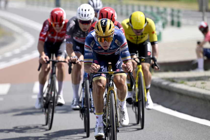 Gregário de Tadej Pogacar bate Remco Evenepoel e vence Campeonato Belga de Estrada; confira os resultados e achegada 4 girodociclismo.com.br tim wellens vence campeonato belga de ciclismo com ataque decisivo a 41km da meta image 8