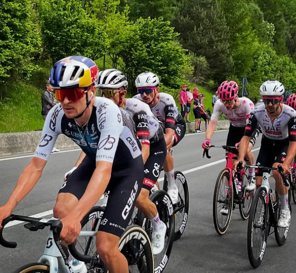 girodociclismo.com.br tom pidcock lamenta resultado no giro e revela preparacao para a vuelta passando por portugal explodi completamente image 6