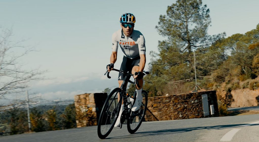 Tour da Eslovênia nesta quarta-feira: onde assistir ao vivo; confira o start list completo com a numeração dos ciclistas 1 girodociclismo.com.br tour da eslovenia onde assistir ao vivo confira o start list completo com a numeracao dos ciclistas image 9