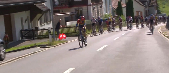 Tour de Suisse: Quinn Simons vence 3ª etapa, João Almeida reduz diferença com 2º lugar; confira os resultados e a chegada 7 girodociclismo.com.br tour de suisse quinn simons vence 3a etapa joao almeida reduz diferenca com 2o lugar confira os resultados e a chegada image