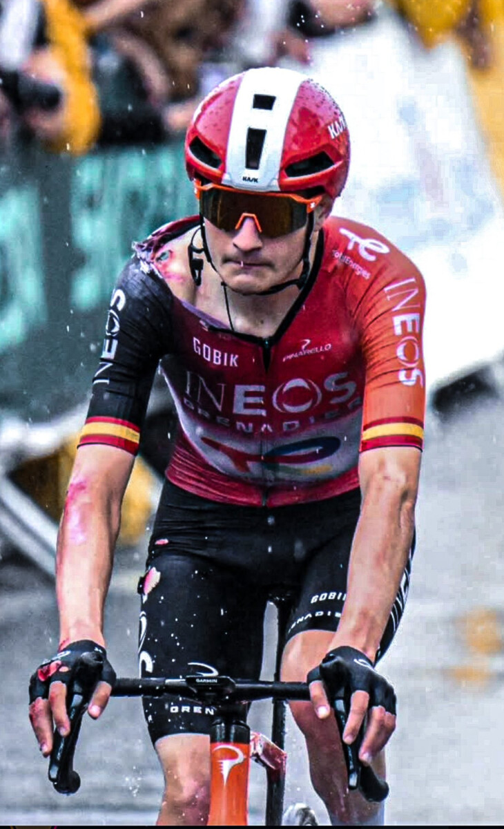 Capitão da INEOS sofre grave fratura e abandona o Tour de France, ciclista fora também da Vuelta a España e do Mundial 1 girodociclismo.com.br capitao da ineos grenadiers sofre grave fratura e abandona o tour de france ciclista fora tambem da vuelta a espana e do mundial image